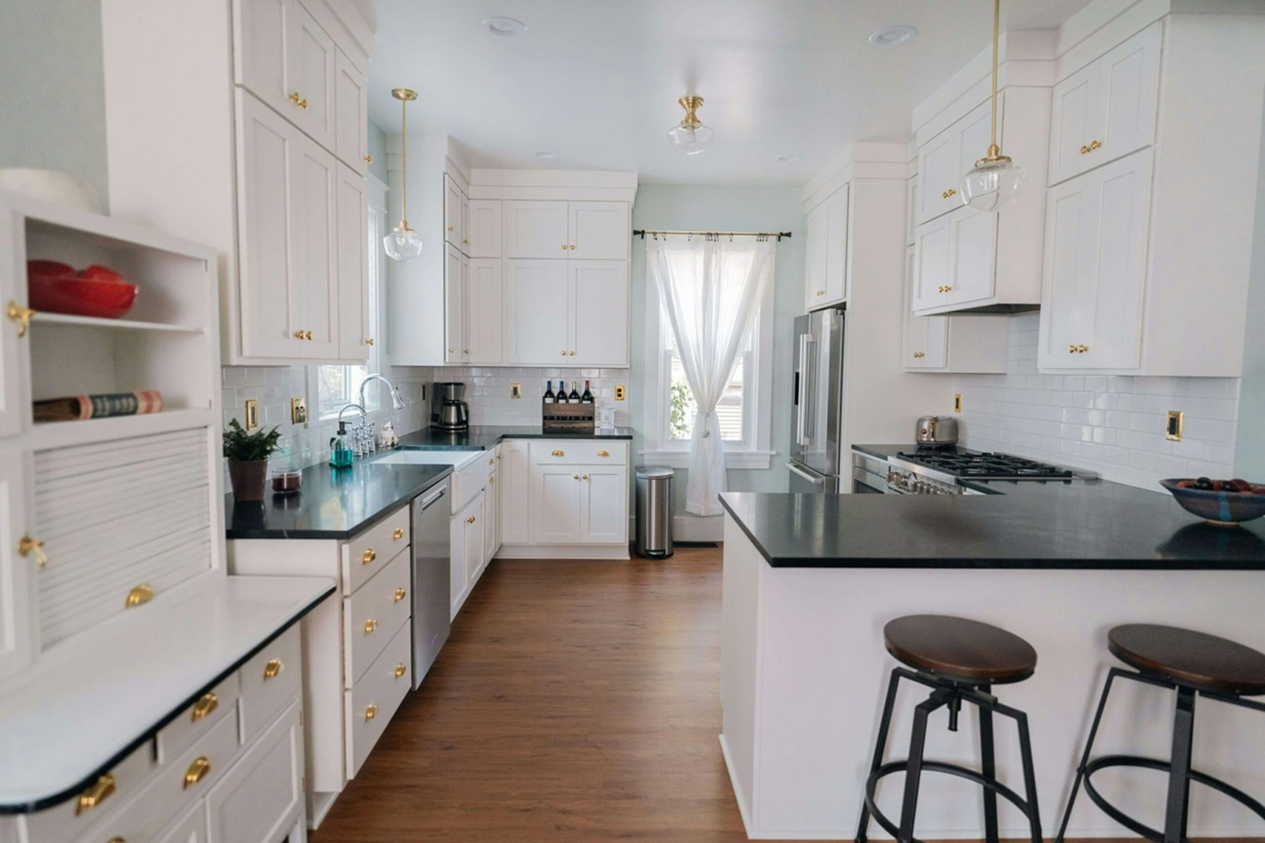 Weighing the Risks and Rewards of Using Home Equity for Home Improvements